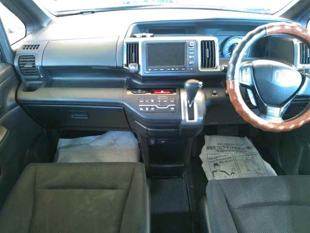 HONDA STEP WAGON 2010