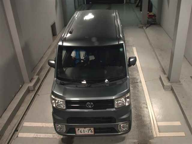 TOYOTA PIXIS MEGA 2016