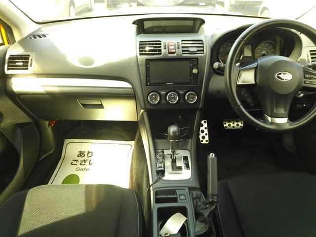 SUBARU XV 2012