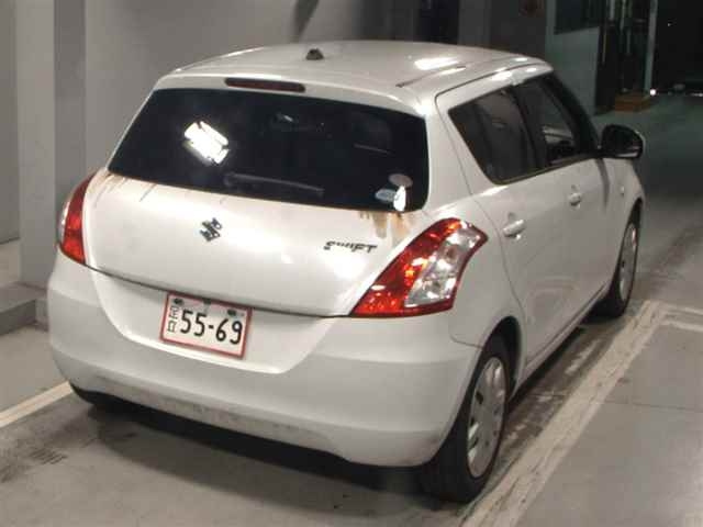 SUZUKI SWIFT 2010