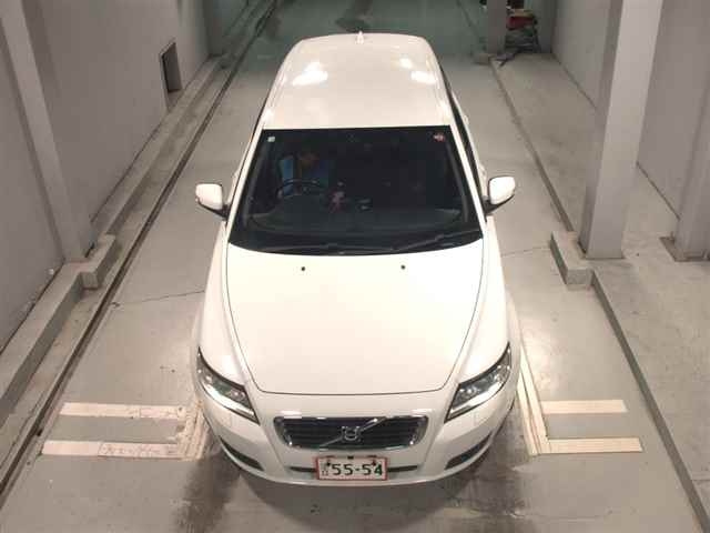 VOLVO V50 2010