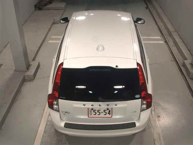 VOLVO V50 2010