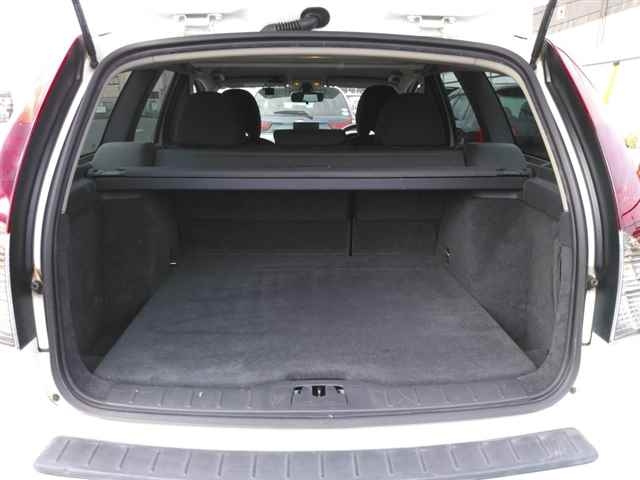 VOLVO V50 2010