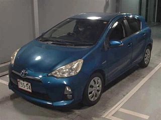 TOYOTA AQUA 2012