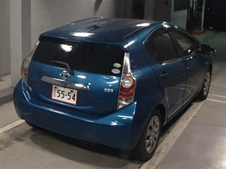TOYOTA AQUA 2012
