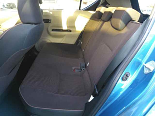TOYOTA AQUA 2012