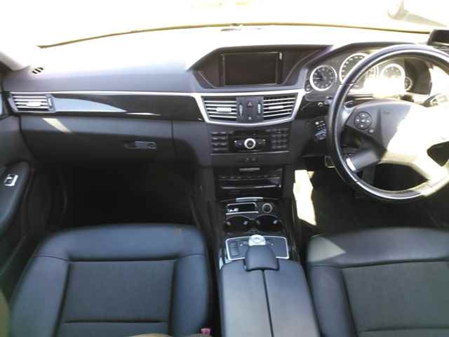 MERCEDES BENZ E CLASS WAGON 2010