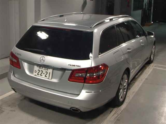 MERCEDES BENZ E CLASS WAGON 2010