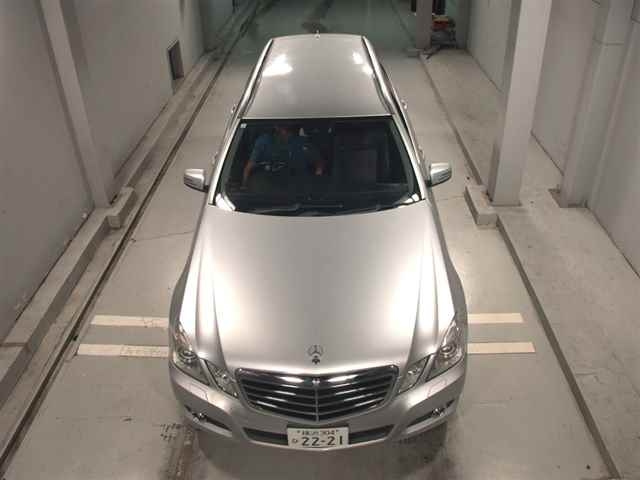 MERCEDES BENZ E CLASS WAGON 2010