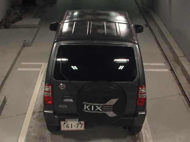 NISSAN KIX 2009