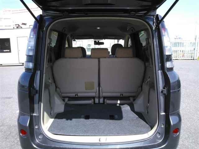 TOYOTA SIENTA 2013
