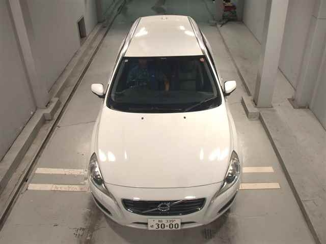 VOLVO V60 2012