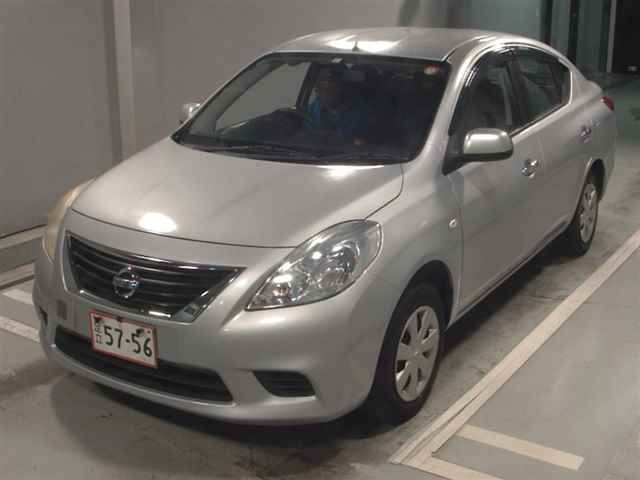 NISSAN LATIO 2013