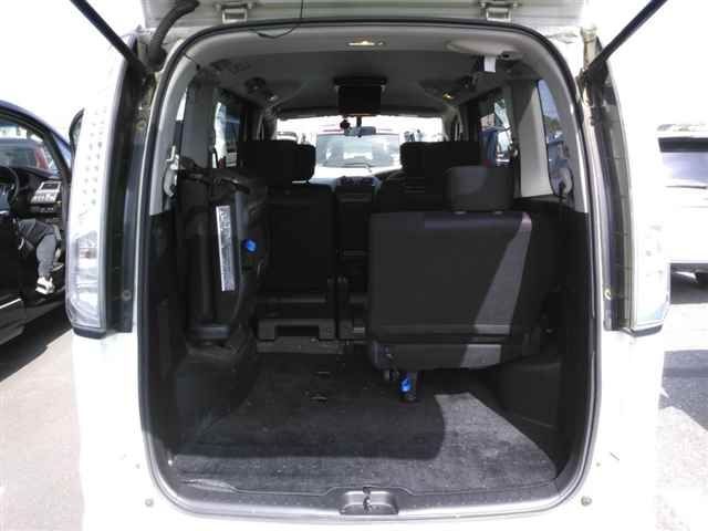 NISSAN SERENA 2012