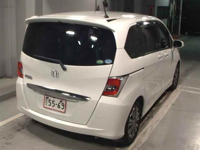 HONDA FREED 2014