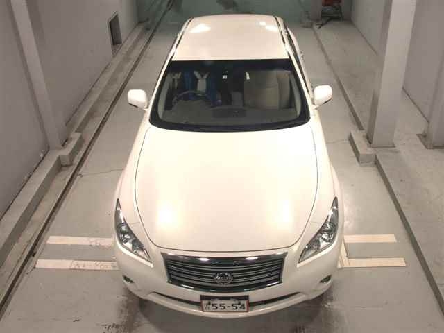 NISSAN FUGA 2014