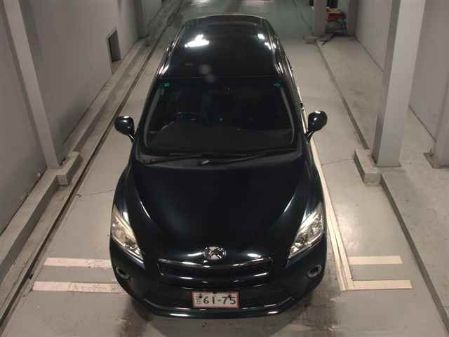 TOYOTA MARK X ZIO 2012