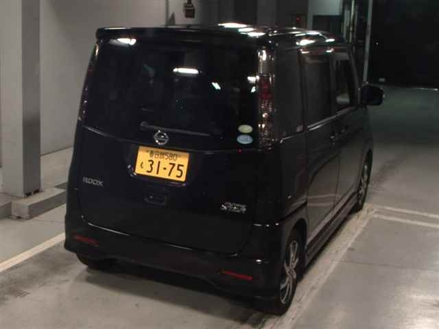 NISSAN ROOX 2011