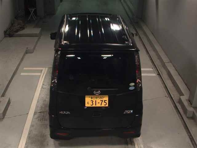 NISSAN ROOX 2011