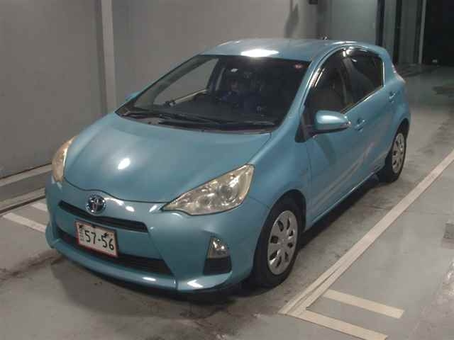 TOYOTA AQUA 2012