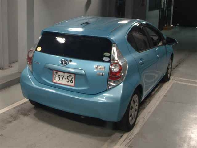 TOYOTA AQUA 2012