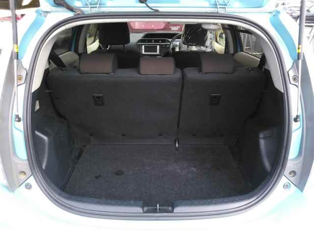 TOYOTA AQUA 2012