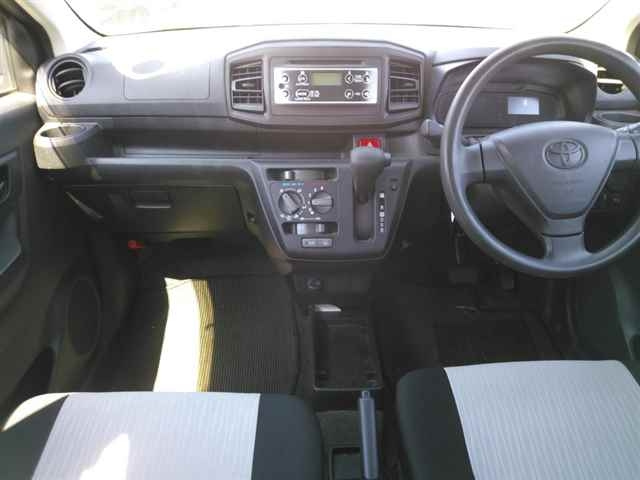 TOYOTA PIXIS EPOCH 2018