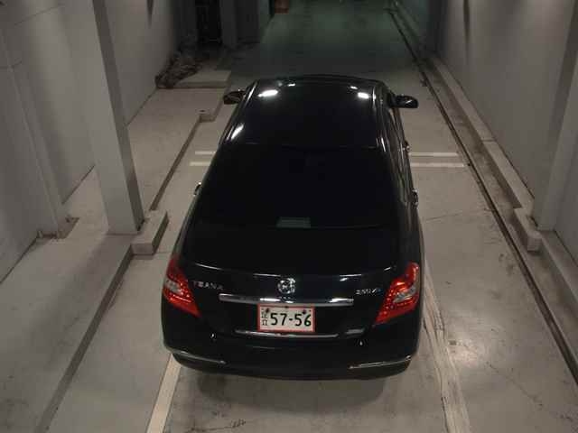 NISSAN TEANA 2011