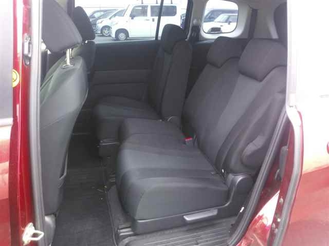MAZDA PREMACY 2013