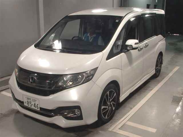 HONDA STEP WAGON 2016