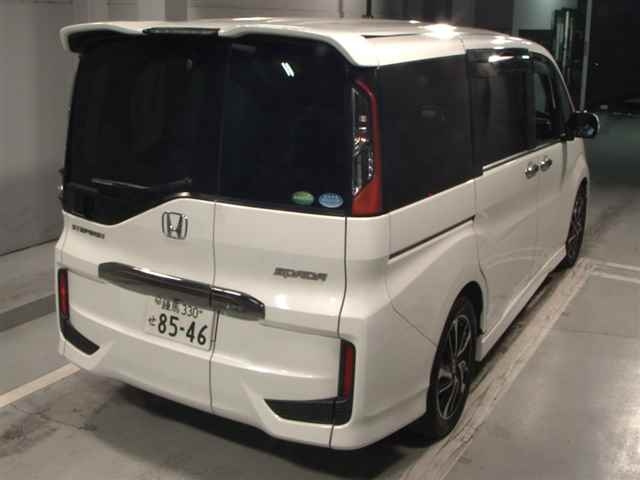 HONDA STEP WAGON 2016