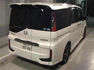 HONDA STEP WAGON 2016