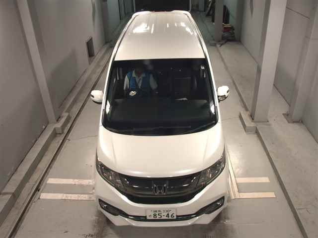 HONDA STEP WAGON 2016