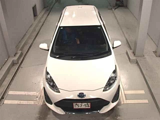 TOYOTA AQUA 2020
