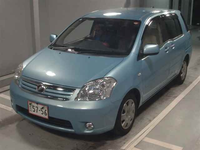 TOYOTA RAUM 2008