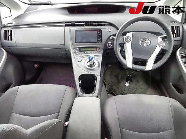 TOYOTA PRIUS 2010