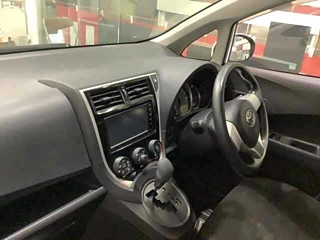 TOYOTA RACTIS 2016