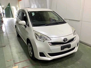 TOYOTA RACTIS 2016