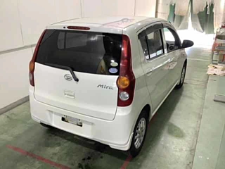 DAIHATSU MIRA 2010