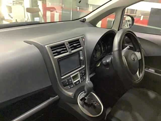TOYOTA RACTIS 2011