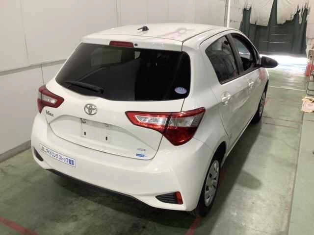 TOYOTA VITZ 2018