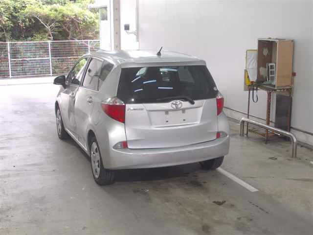 TOYOTA RACTIS 2013