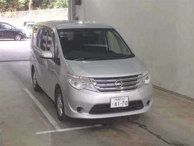 NISSAN SERENA 2015