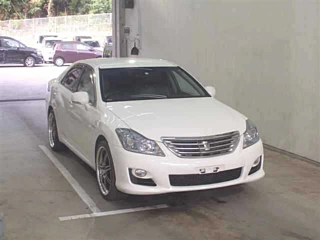 TOYOTA CROWN 2010