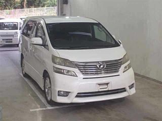 TOYOTA VELLFIRE 2010