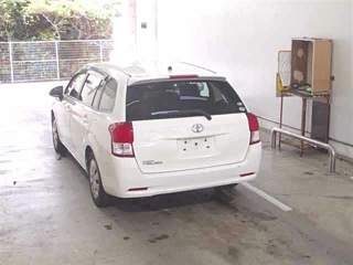 TOYOTA COROLLA FIELDER 2013