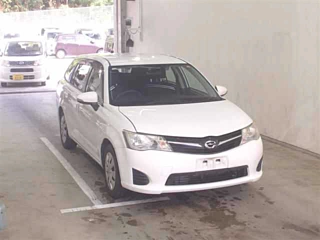 TOYOTA COROLLA FIELDER 2013