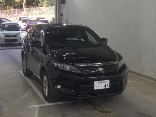 TOYOTA HARRIER 2015