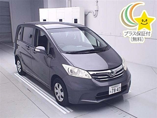 HONDA FREED 2013