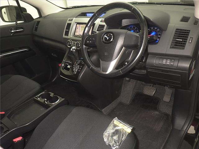 MAZDA MPV 2012